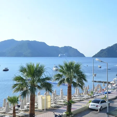 Uysal Oda ve Kahvaltı Marmaris