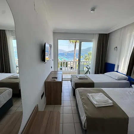 Alojamento de Acomodação e Pequeno-almoço Uysal 3*